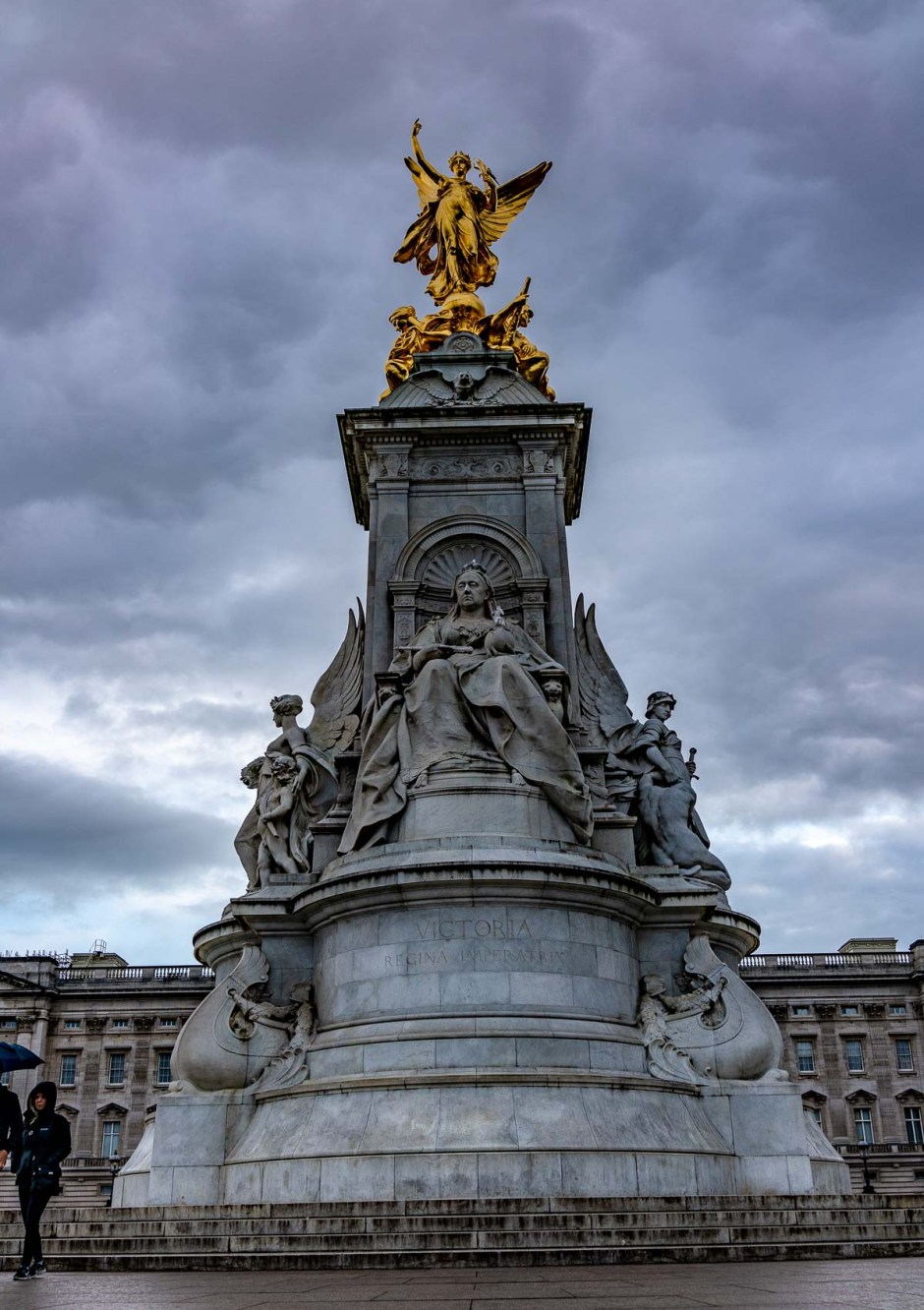 Victoria, outside Buckingham Palace