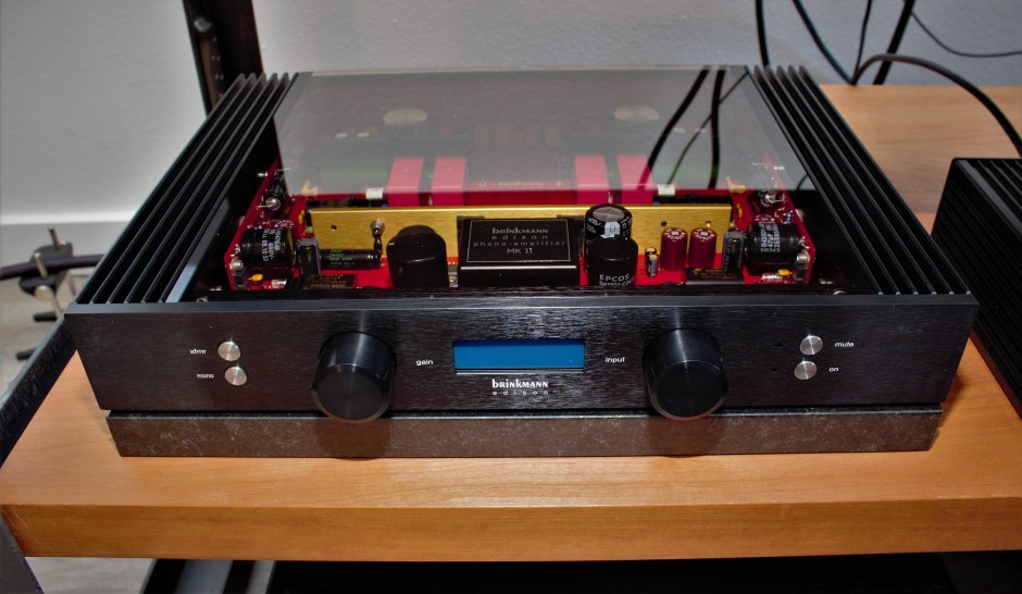 phono stage with base